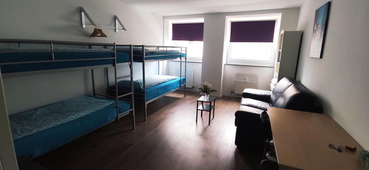 Full Flat 3 Bedrooms Saarbrucken Center -11 People Extérieur photo